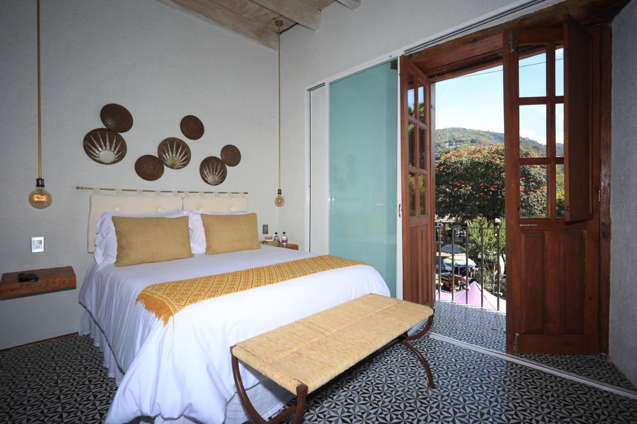 Hotel La Dorada Town View Valle de Bravo Esterno foto